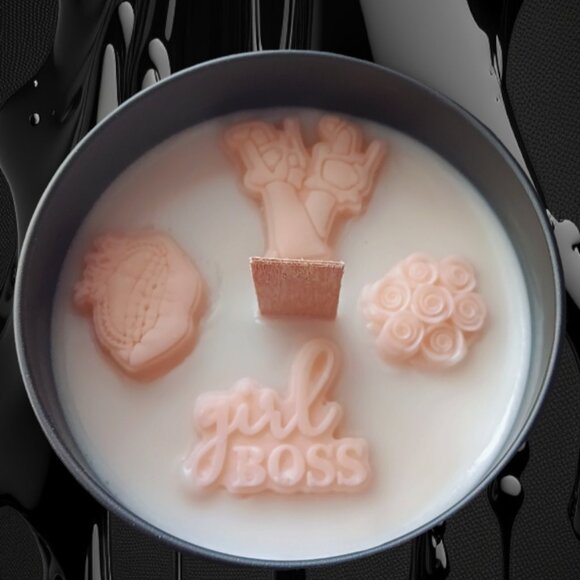 6oz Strawberry Daiquiri Wooden Wick Candle - Picture 1 of 3